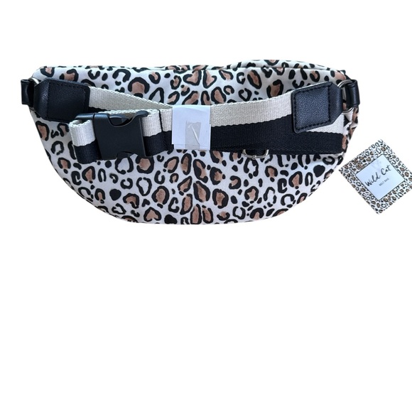 Brighton Wild Cat Belt Bag Fanny Pack New With Tags - Picture 2 of 2
